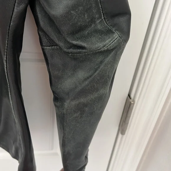 Wilson's Leather Jacket size medium - Picture 4 of 9